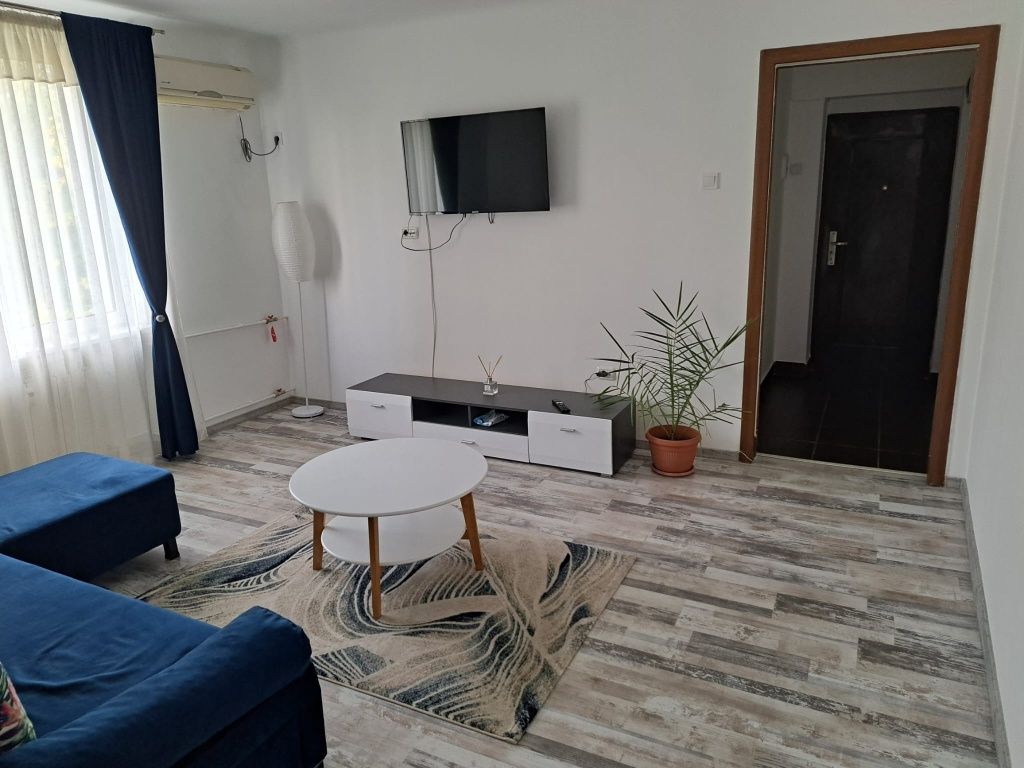 Inchiriez in regim hotelier apartament 2 camere ultracentral