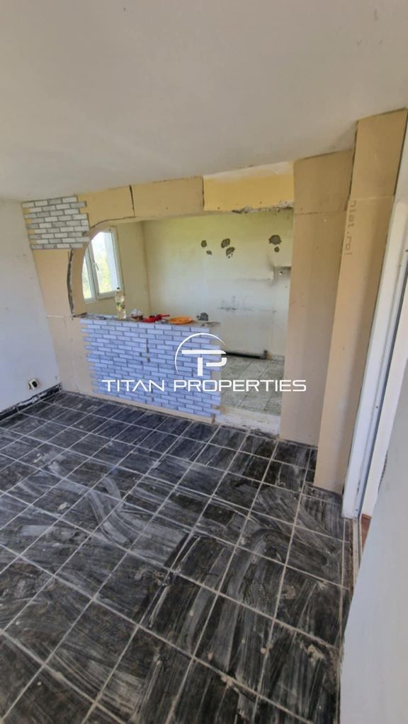Продава се Къща в с. Дебелт, Област Бургас - 105 кв.м за 429 €/кв.м - Снимка #2