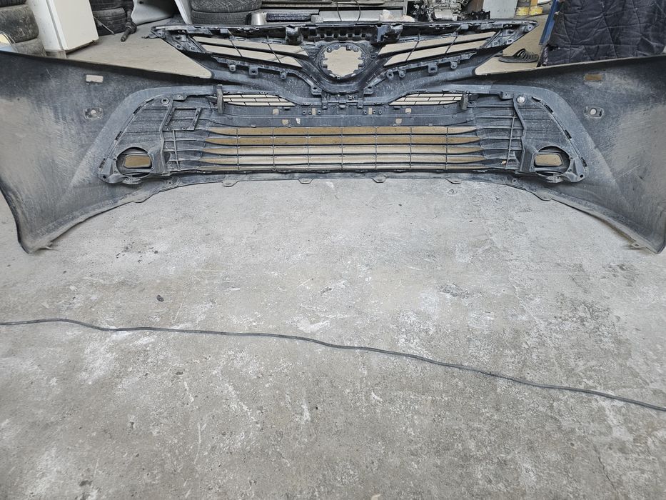 Бампер тайота 70