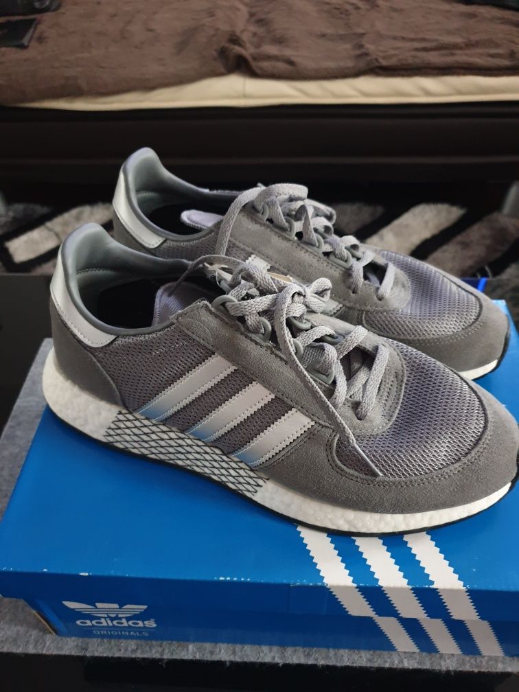 Adidas Marathon x5923