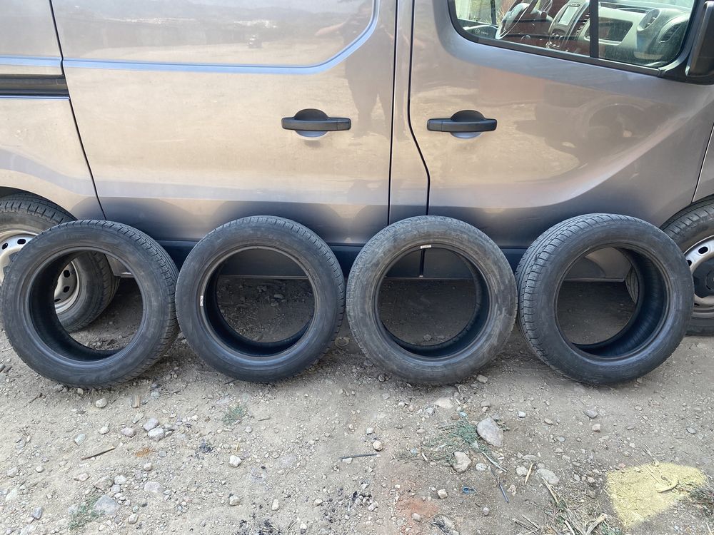 4 бр. Всесезонни гуми Pirelli Scorpion STR 235/55 R17