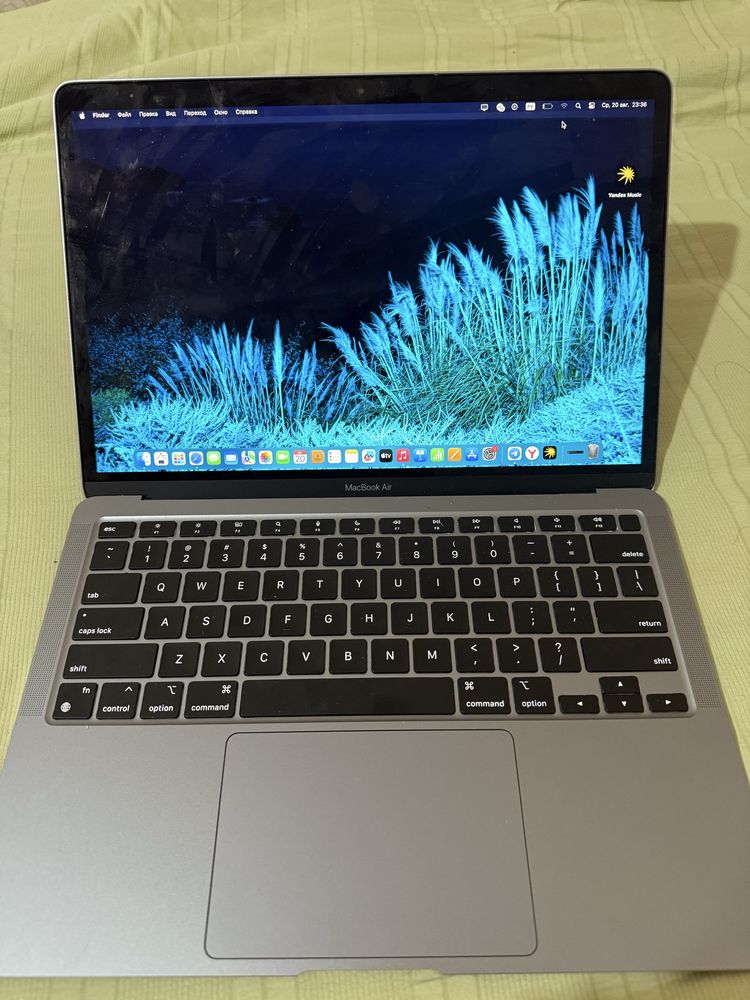Macbook air 13inch ml 8/256gb почти янги