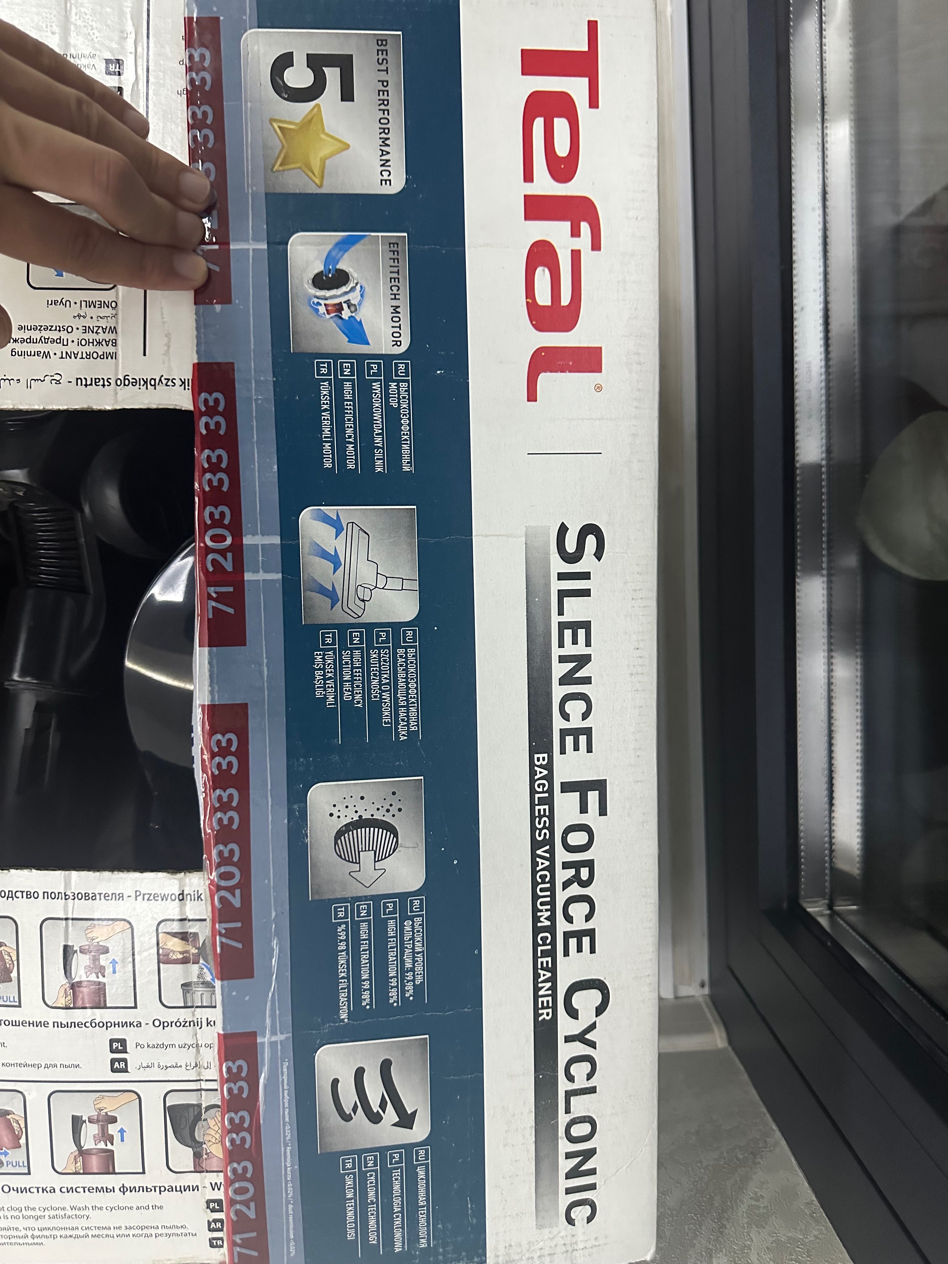 пылесос TeFal почти новый