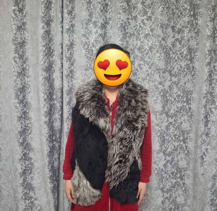 Медовая безрукавка