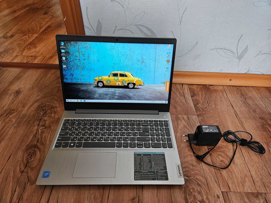 Продам современный, мощный ноутбук Lenovo Ideapad 3-15IGL05 2022г