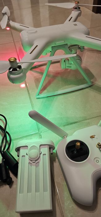 Drona Xiaomi Mi Drone 4K + Samsung Galaxy A40