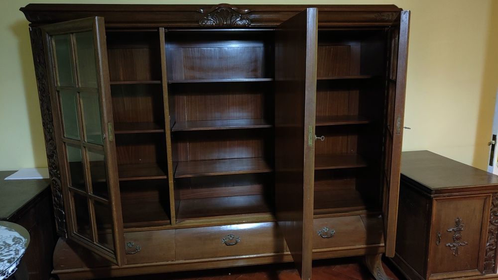 Mobilier living antic