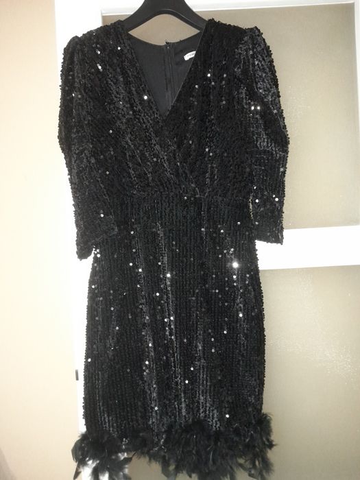 Rochita eleganta neagra