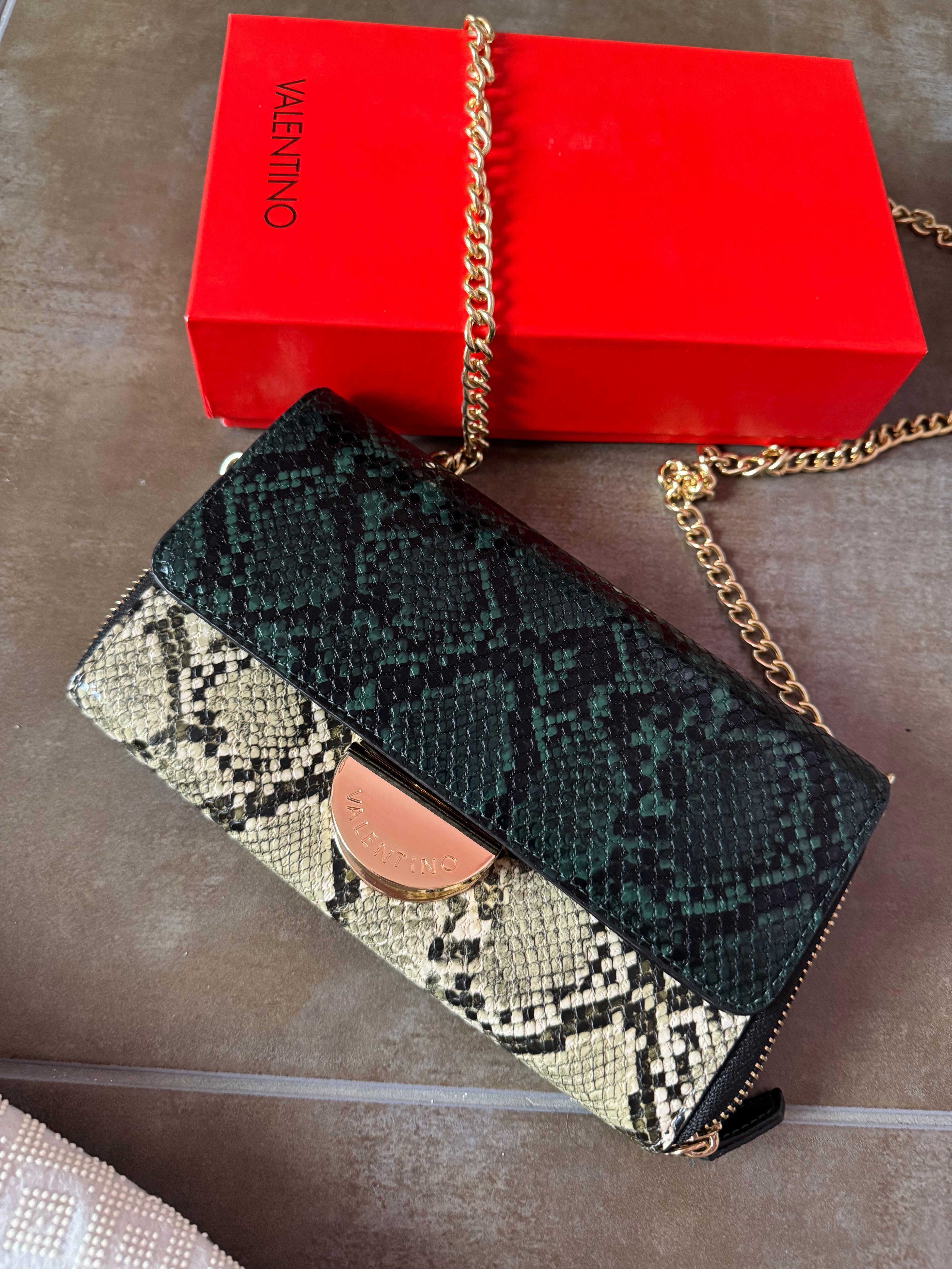 Дамска чанта клъч Valentino