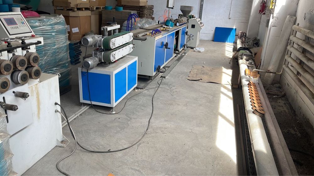 Продается: Одношнековый экструдер SJ50/30 в отличном,рабочем состоянии