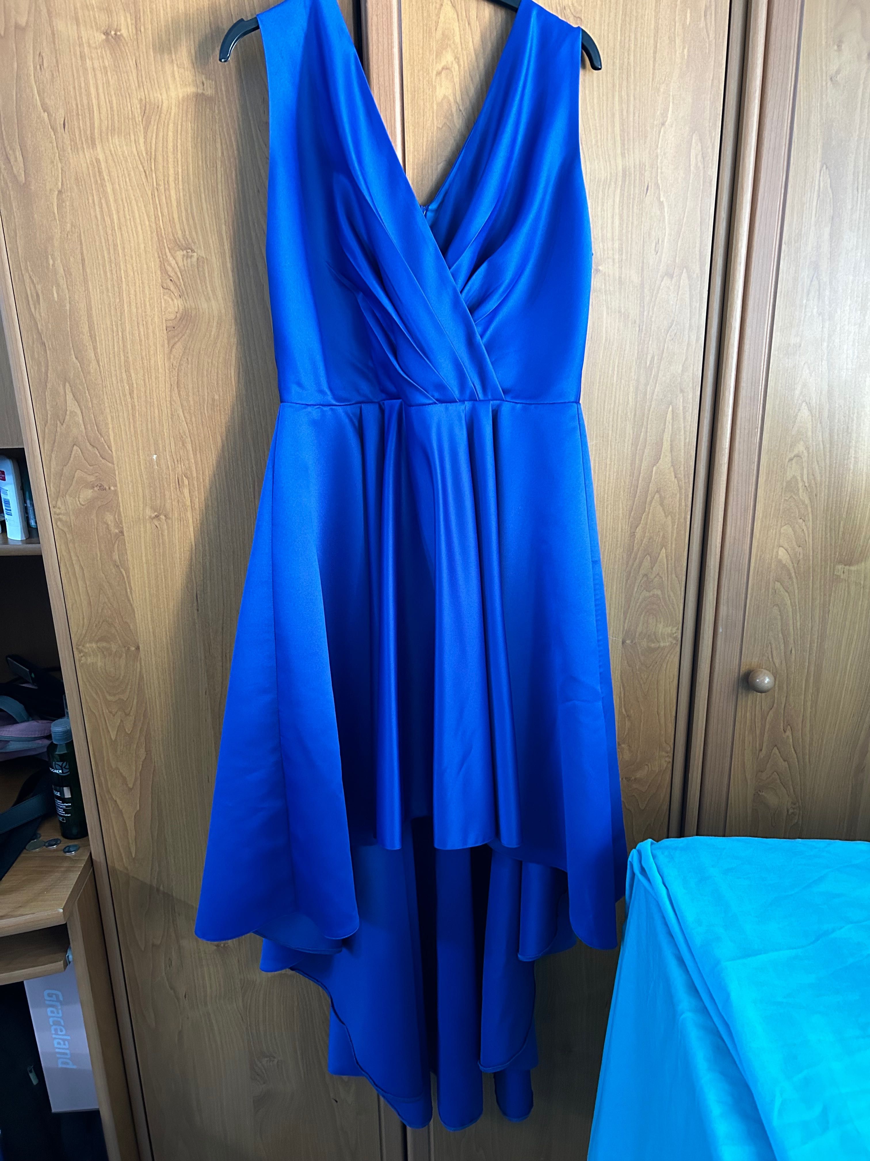 Rochie fără mâneci