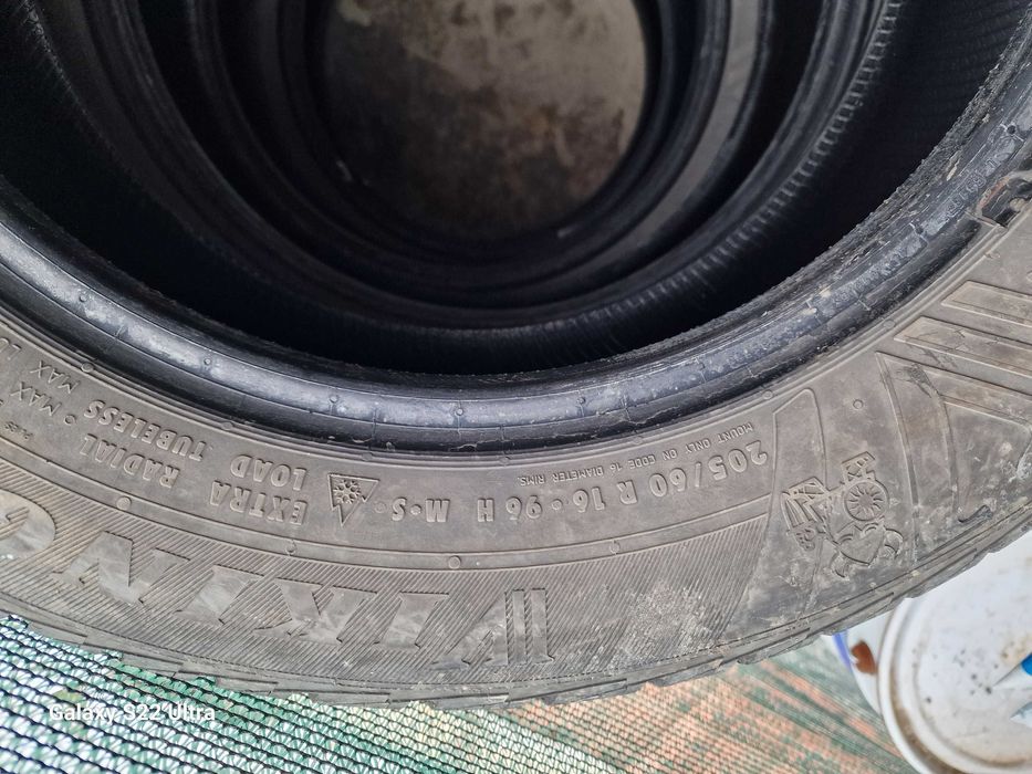 Зимни гуми 205 60 16
