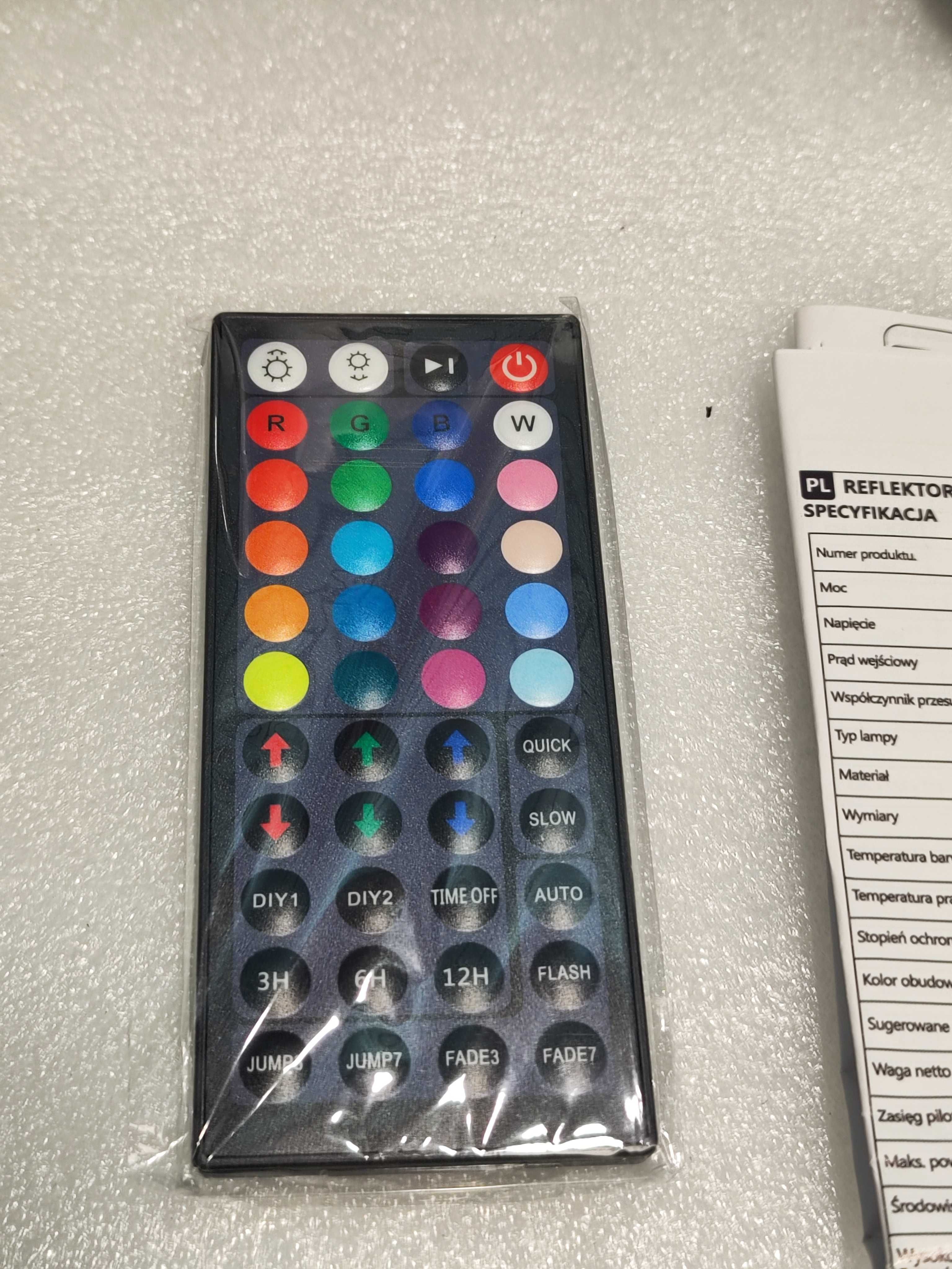 Aigostar RGB LED Прожектор 50W с Дистанционно и Таймер, IP65
