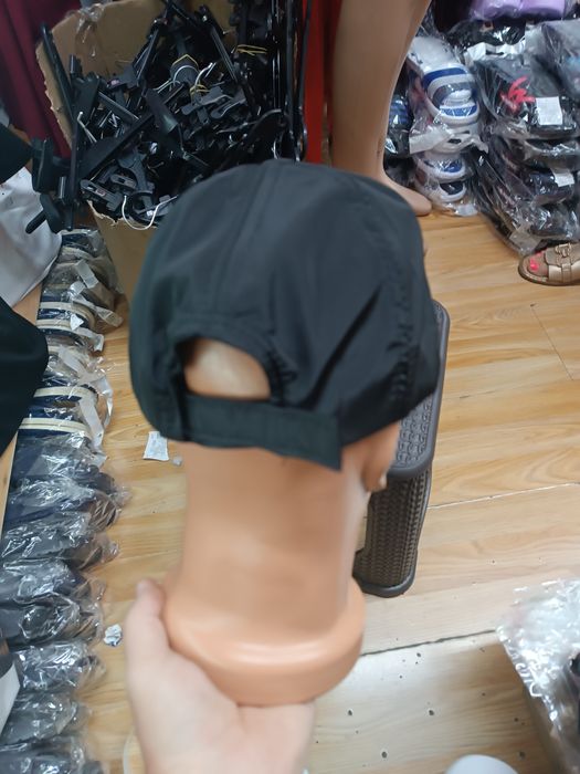 Șapcă noua jordan alba si neagra