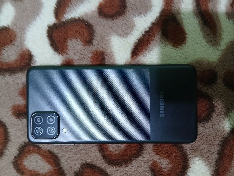 Samsung galaxy A12