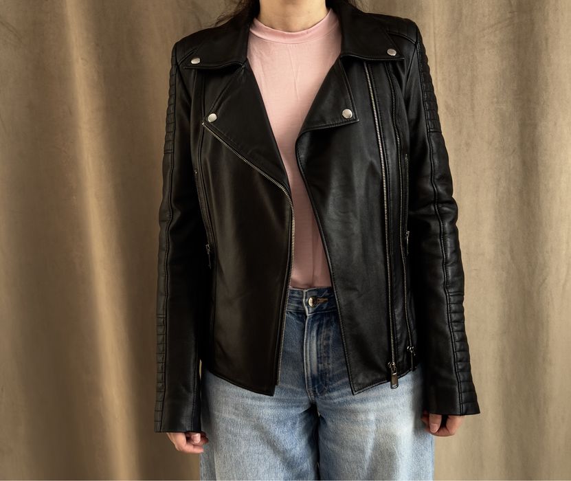 Верхняя женская одежда: кожаные куртки , пальто , дубленка , куртка