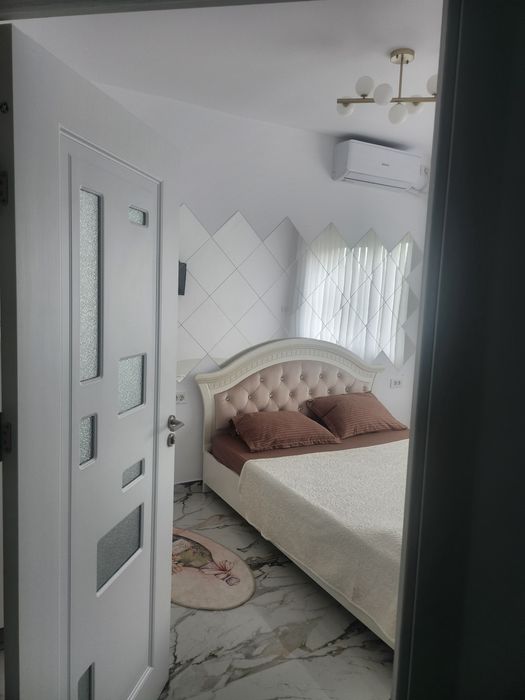 230lei 2 camere Lux regim hotelier