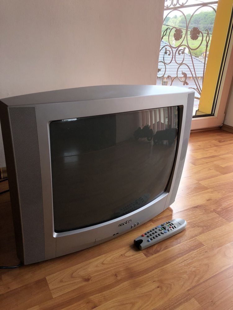 Televizor color Arctic cu tub cu telecomanda ca nou