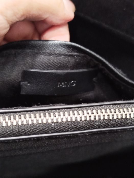 Mango черна и бяла чанта