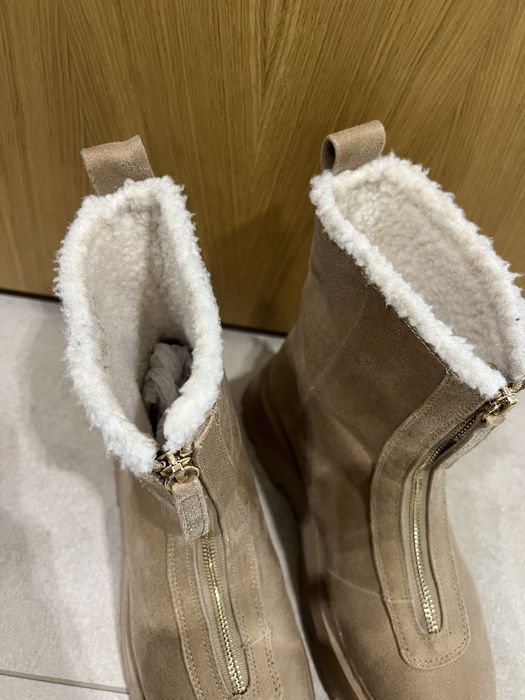 Зимни велурени ботуши H&M