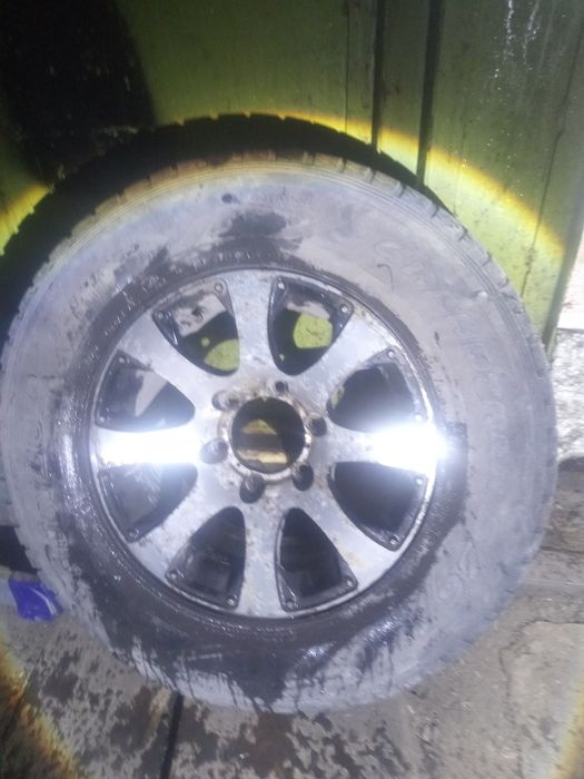 Продам диски на 16 на делику или паджеро