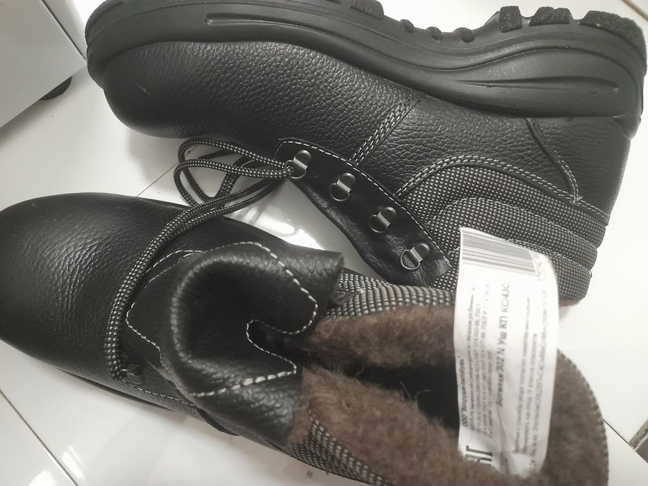 Ботинки зимние новые