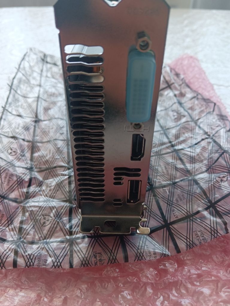 Видеокарта Sapphire Radeon rx570 4gb