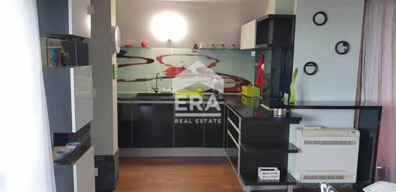 Продава се Двустаен апартамент в Варна, Левски - 109 кв.м за 2045 €/кв.м - Снимка #4