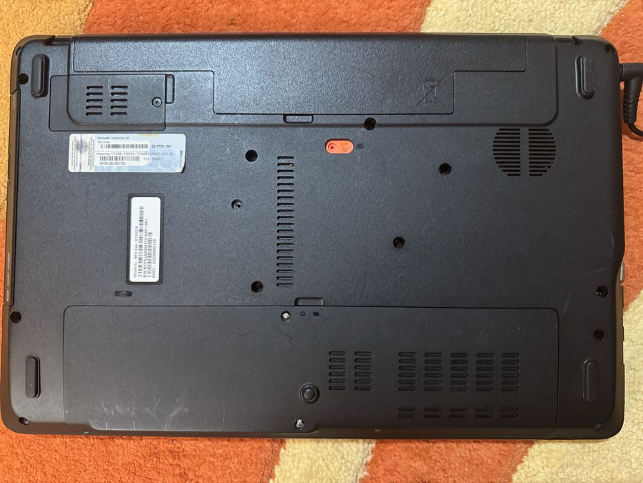 Laptop Gateway 15,6 inch cu incarcator si mouse