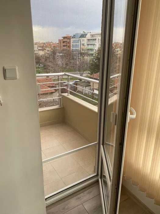 Продава се Двустаен апартамент в Пловдив, Южен - 63 кв.м за 2064 €/кв.м - Снимка #5