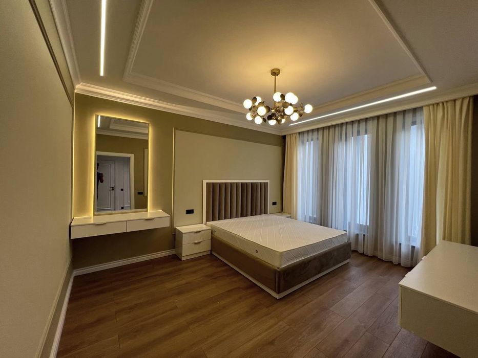 Срочно Продается Евро Таунхаус 3 этажа 260 м2, ор-р: Микрорайон заправ