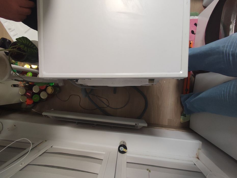 Пералня Bauknecht 1-6 kg A+++ 1400 оборота Slim, употребявана.