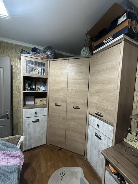 Продам спальный гарнитур