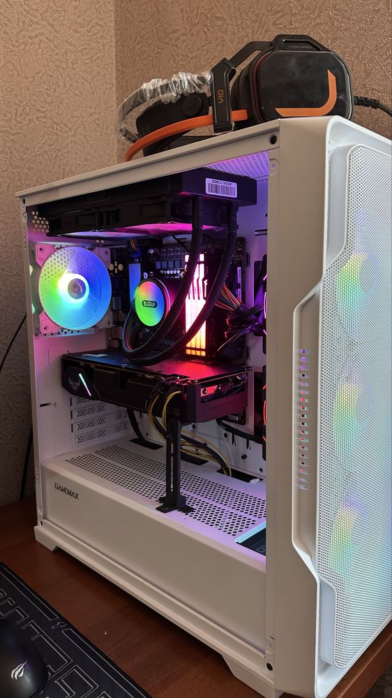 Pc komplekt zbor