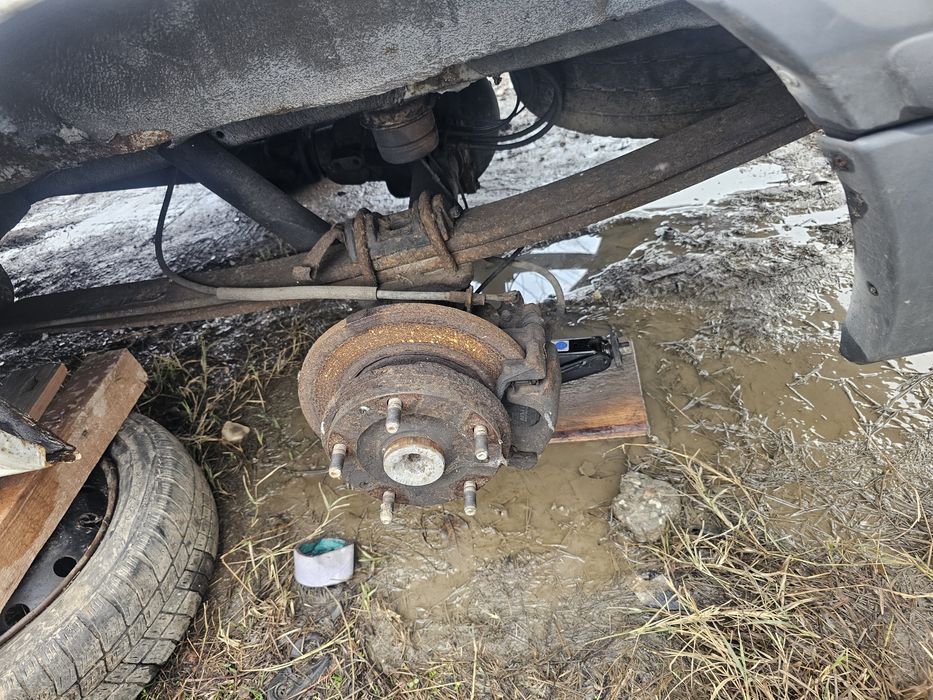 Foi arc ford transit 2008 duba