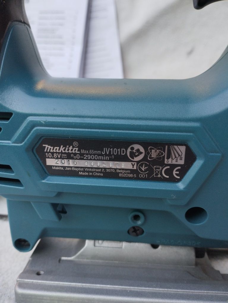 Makita JV101D акумулаторен прободен трион/зеге
