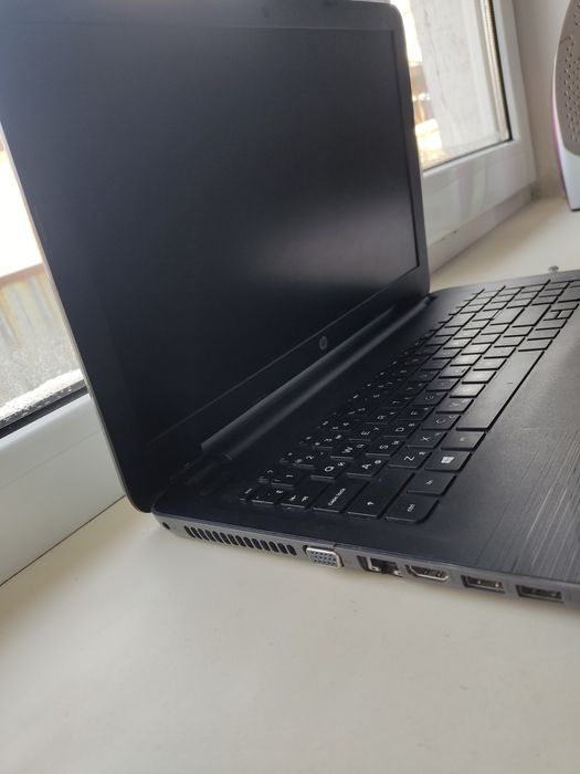 Ноутбук hp продам