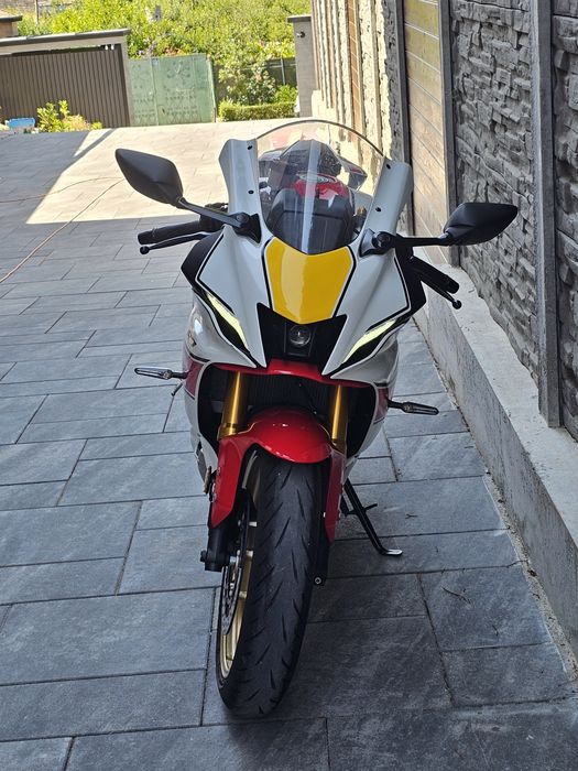 Yamaha R7 World GP 60th Anniversary 2022