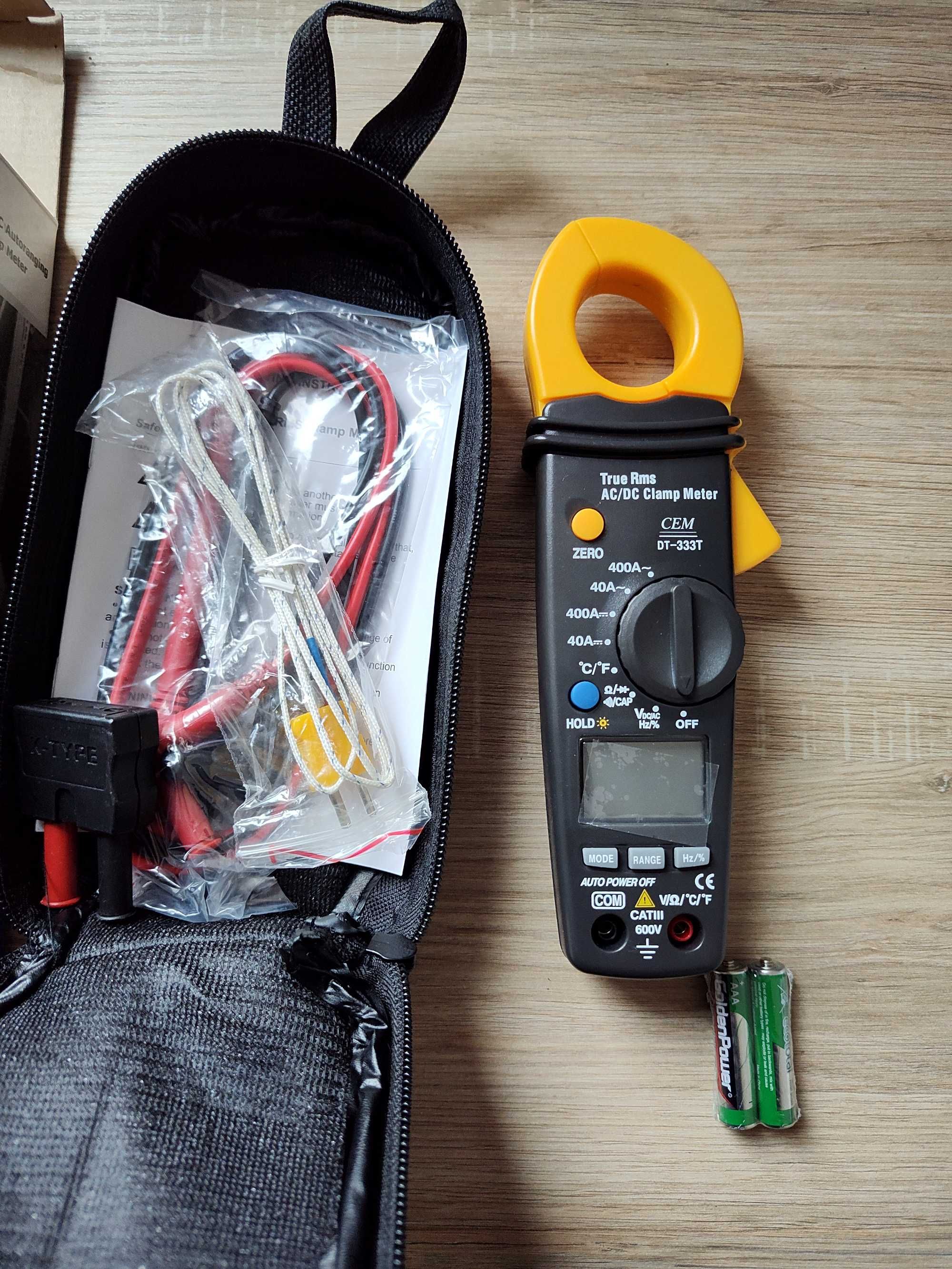 True RMS AC/DC Clamp Meter CEM DT-333T