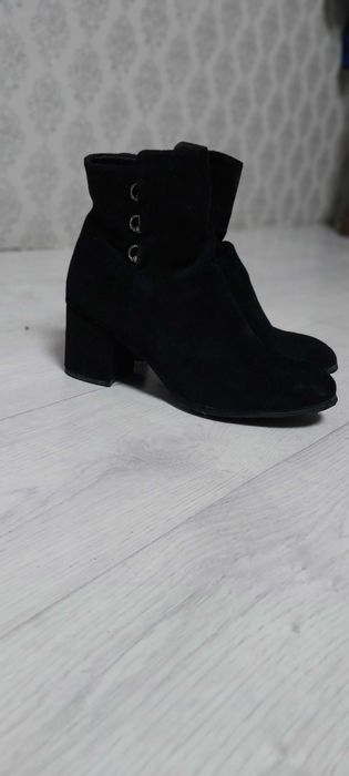 Сапоги ботильоны замшевые