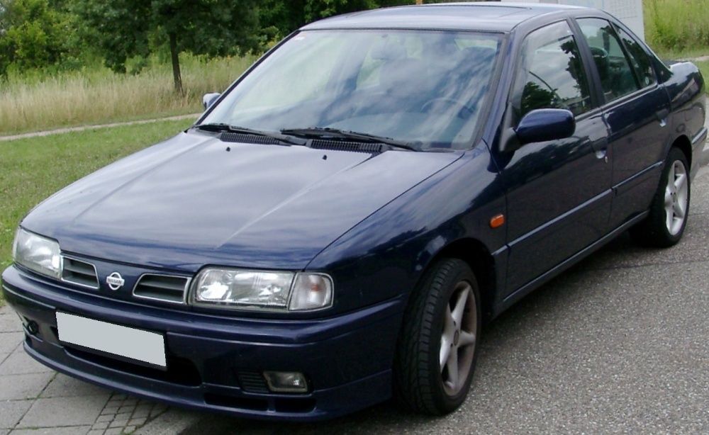 стекло фары фонари Nissan Primera P10