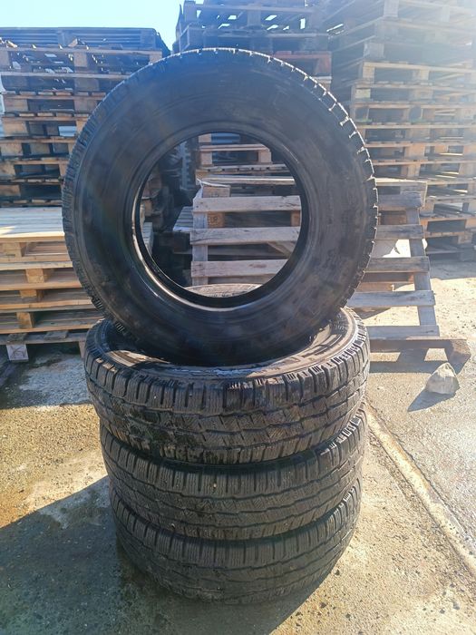 Set 4 anvelope iarna Michelin Agilis Alpin
205/75R16C