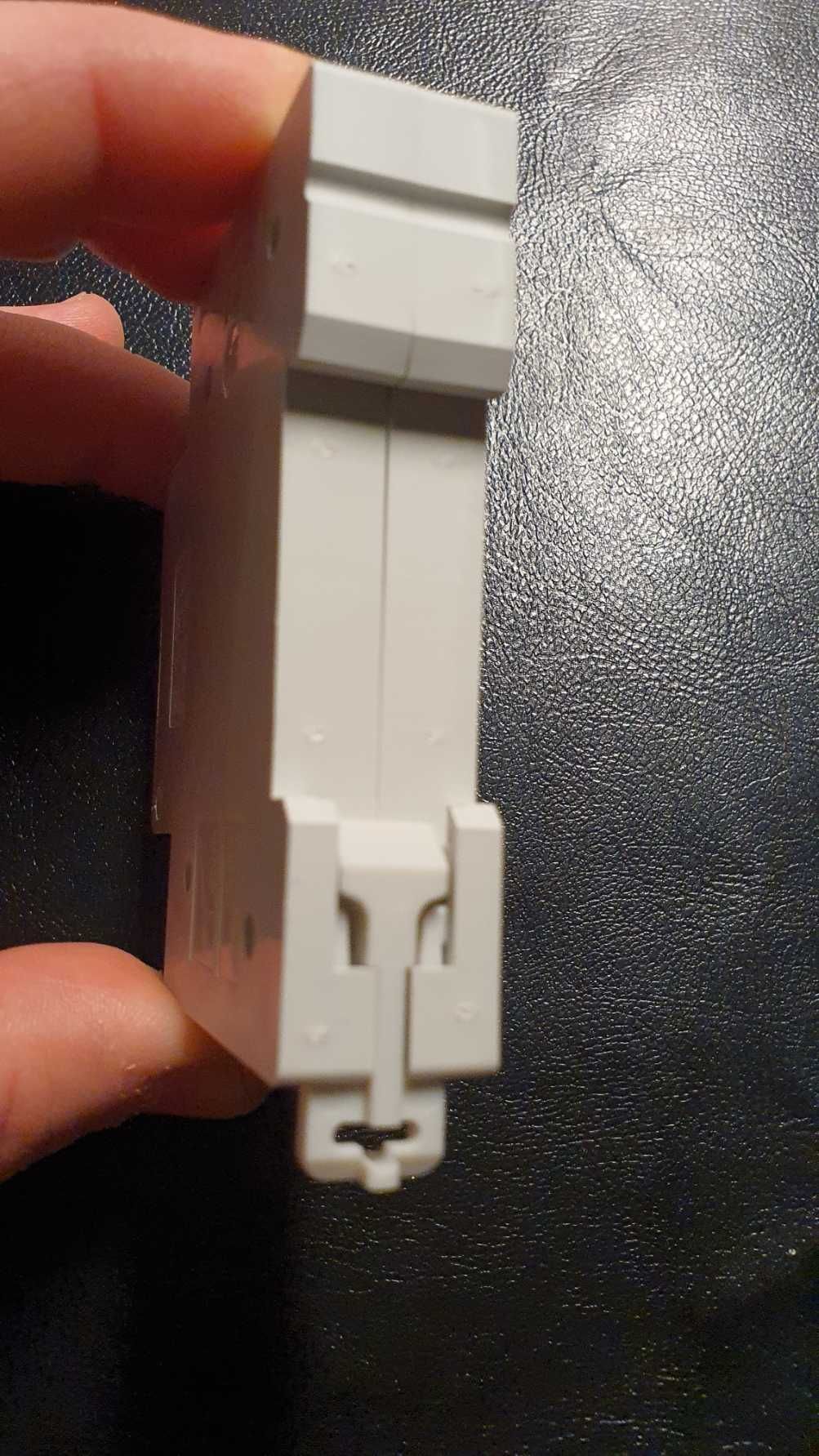Disjunctor / siguranta, contor de energie 6-63A 1P+N WIFI EARU