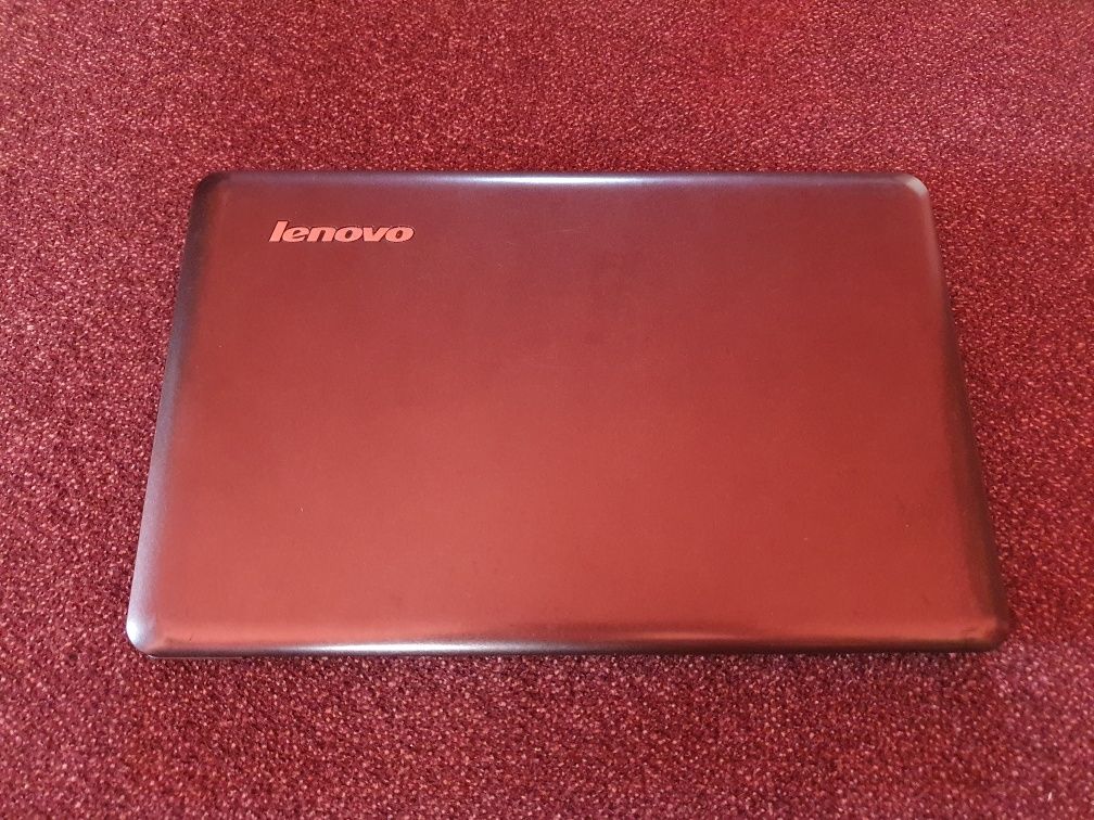 Vând sau schimb Laptop Lenovo Ideapad, 1.40GHz, 2GB RAM, HDD 320GB