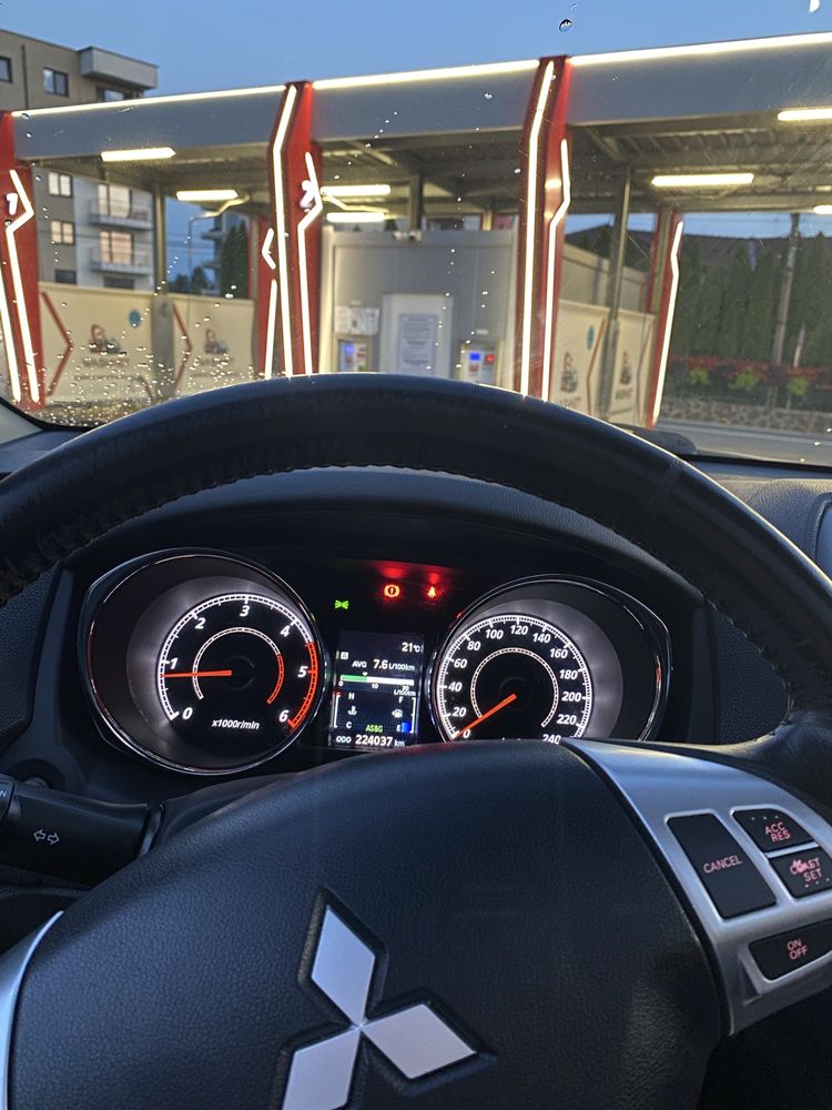 Vand Mitsubishi ASX 2012 1.8 Di-D 150cp