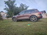 Vw touareg    3.0 casa modelul exclusive