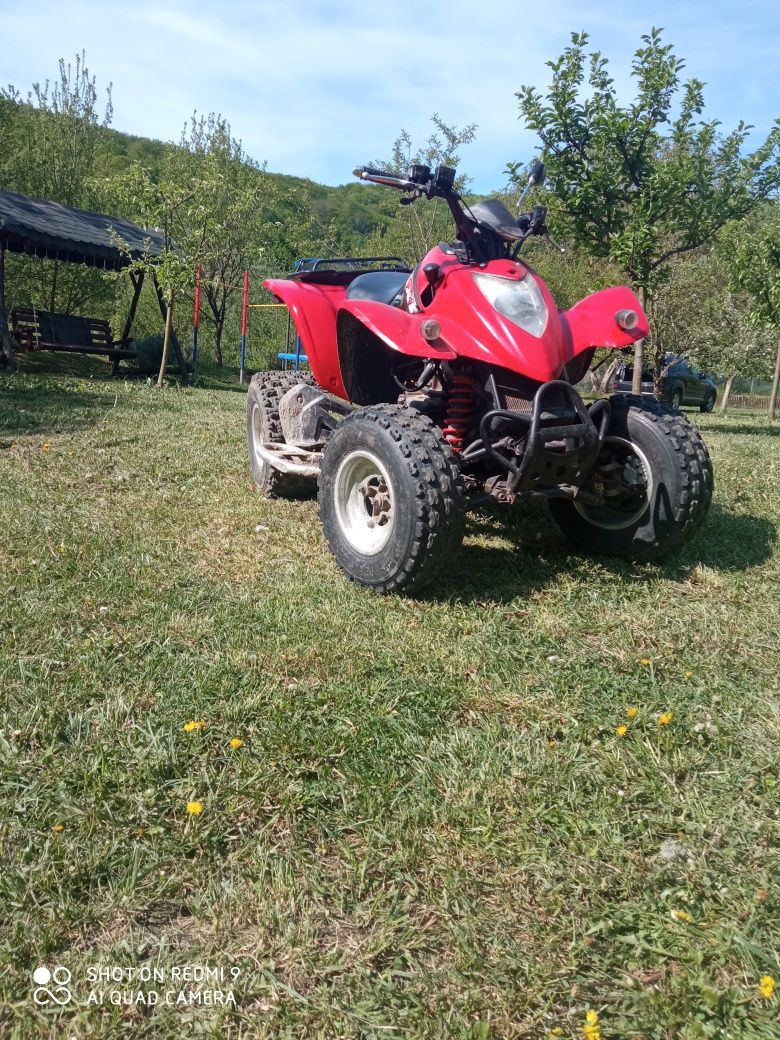 Vând ATV kymko kxr 250