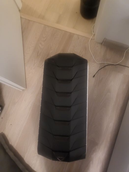 Legendarul Acer Predator g6 cu placa video GTX 1080 TI