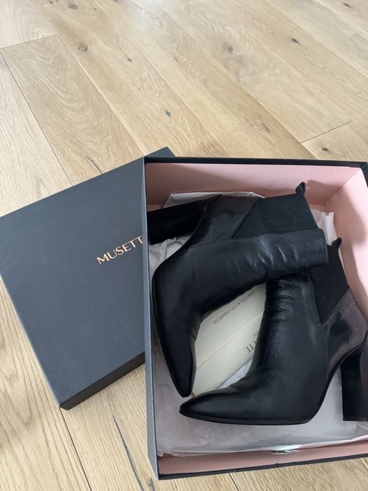 Vand botine Musette marimea 37