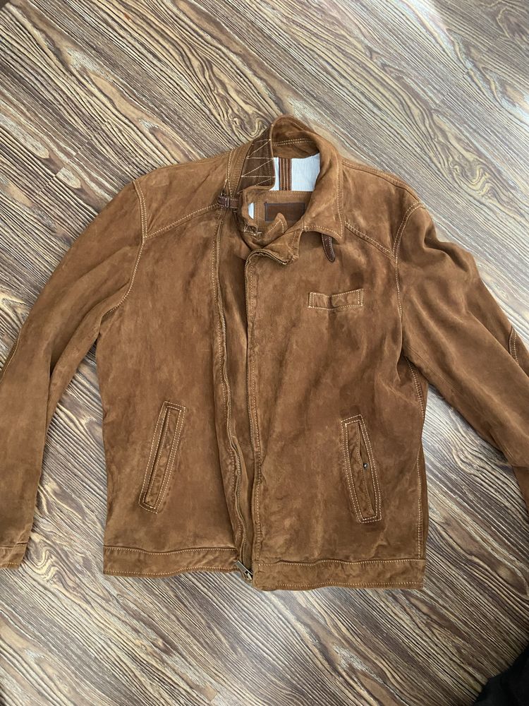 продам замшевую куртку из овечей кожи massimo dutti